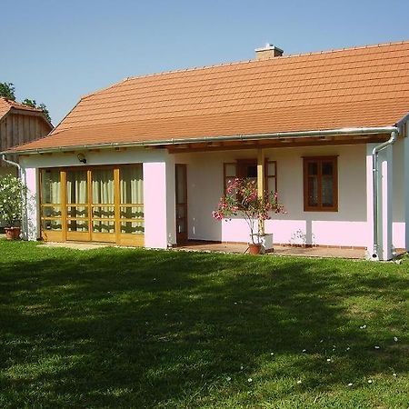 Martonvendeghaz 2 Villa Gelse Exterior photo